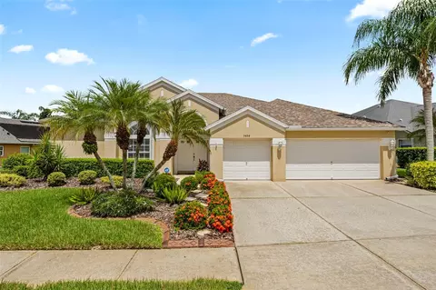 5454 Spectacular Bid Dr, Wesley Chapel, FL 33544