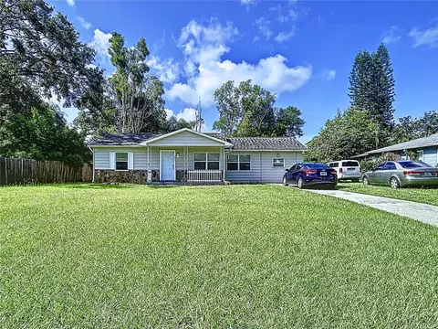 1271 Nicholson St, Clearwater, FL 33755