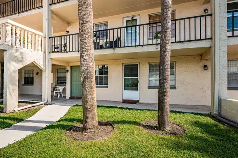 11720 Park Blvd #107, Seminole, FL 33772