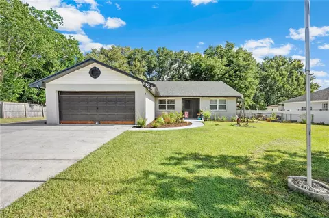 812 Cedar Knoll Dr N, Lakeland, FL 33809