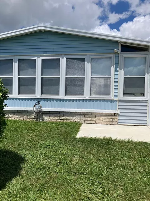 3126 Birkdale Dr, Holiday, FL 34690