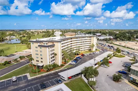 8950 Park Blvd #508, Seminole, FL 33777