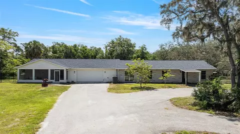 11202 Trotwood Dr, Riverview, FL 33578