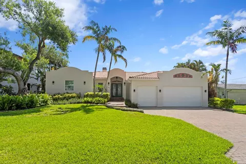 3265 Maple St NE, Saint Petersburg, FL 33704