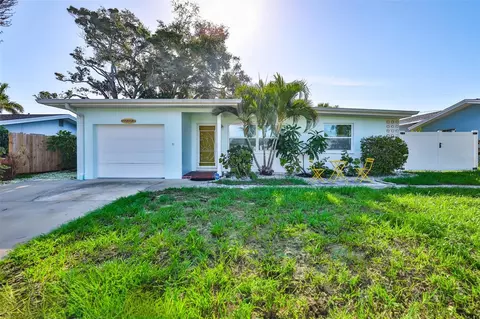 12037 145th St, Largo, FL 33774