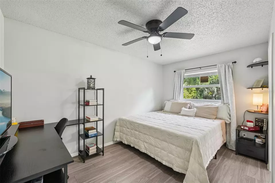 Bedroom - 4428 Tuna Dr, Tampa, FL 33617 photo 4 of 5