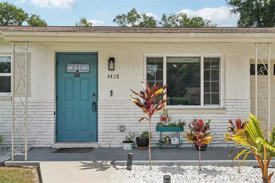 Exterior - 4428 Tuna Dr, Tampa, FL 33617 photo 2 of 7