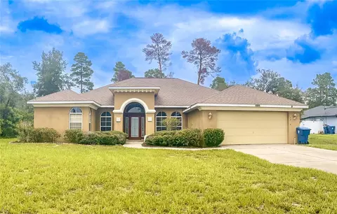 7243 Bahama Swallow Ave, Weeki Wachee, FL 34613