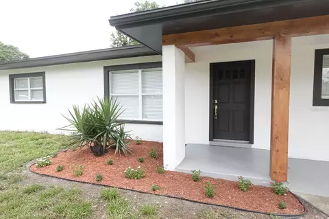 125 Arkwright Dr, Tampa, FL 33613