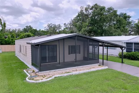 35924 Bueno Dr, Zephyrhills, FL 33541