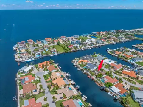 5030 Porpoise Pl, New Port Richey, FL 34652
