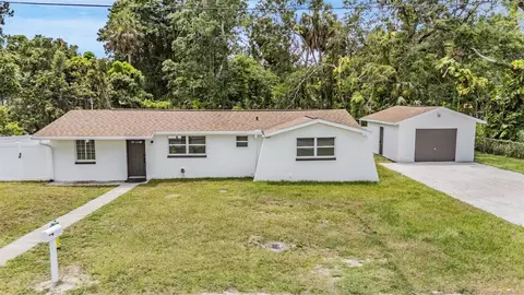 7004 Center Creek Dr, Tampa, FL 33615