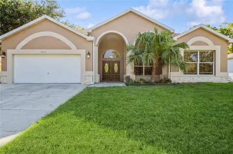 1833 Hillcrest St, Tarpon Springs, FL 34689