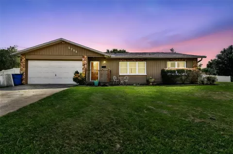 5751 Rick Dr, Zephyrhills, FL 33541