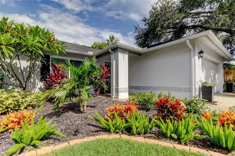 858 Harbor Cir, Palm Harbor, FL 34683