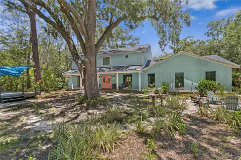 716 Hickory Dr, Dunedin, FL 34698
