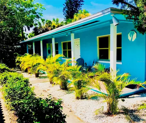 412 73rd Ave, Saint Pete Beach, FL 33706