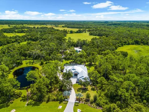 10808 Leafwing Dr, Sarasota, FL 34241