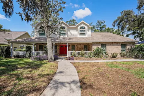 3018 Colonial Ridge Dr, Brandon, FL 33511