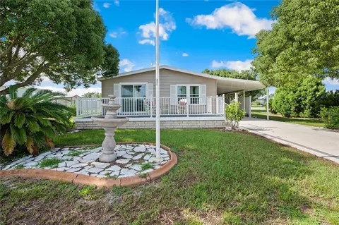 36732 Beth Ave, Zephyrhills, FL 33542