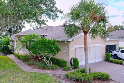 2018 Inverness Greens Dr #2018, Sun City Center, FL 33573