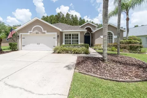 18913 Maisons Dr, Lutz, FL 33558