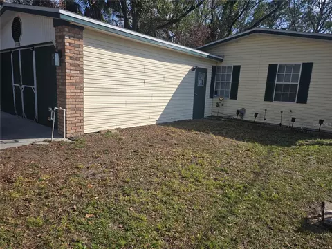 2818 Charles Pathe Dr, Ruskin, FL 33570