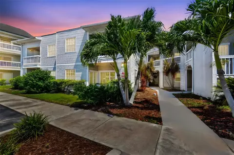 6818 Stones Throw Cir N #12106, Saint Petersburg, FL 33710