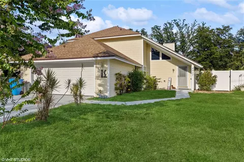 4907 Country Aire Ln, Tampa, FL 33624