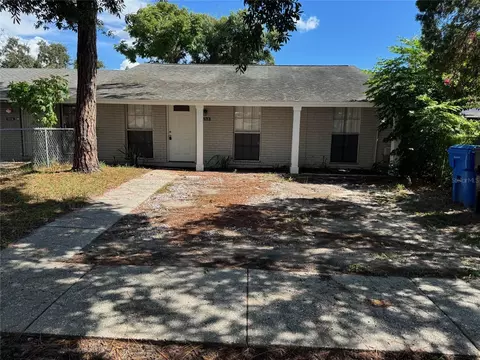 8318 Elkwood Ln, Tampa, FL 33615
