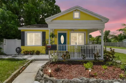 1678 27th Ave N, Saint Petersburg, FL 33713