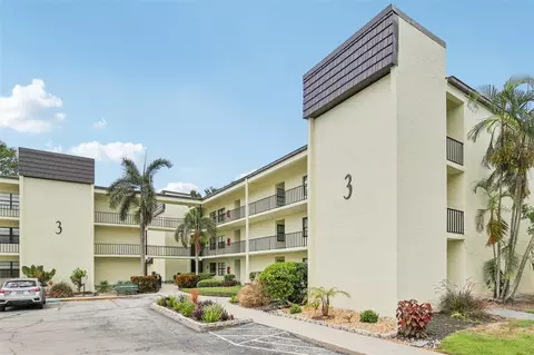 14130 Rosemary Ln #3303, Largo, FL 33774