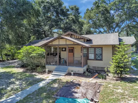 706 Carlton Ave, Lake Wales, FL 33853