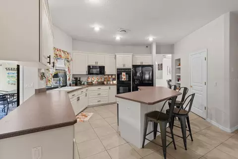 657 W Keller St, Hernando, FL 34442 photo 3