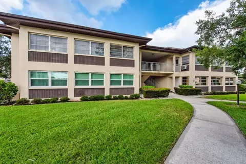 4826 Marine Pkwy #204, New Port Richey, FL 34652