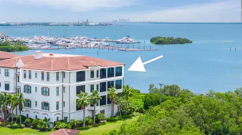 5703 Yeats Manor Dr #401, Tampa, FL 33616