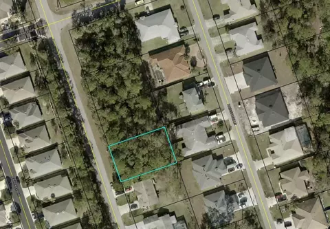 121 Rae Dr, Palm Coast, FL 32164