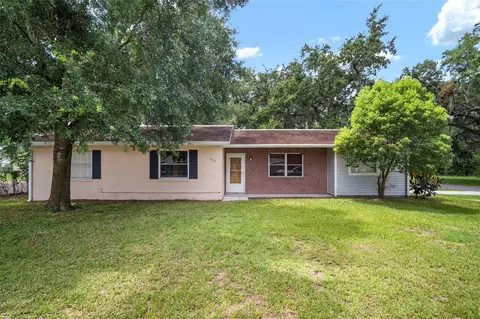 1229 W Granfield Ave, Plant City, FL 33563