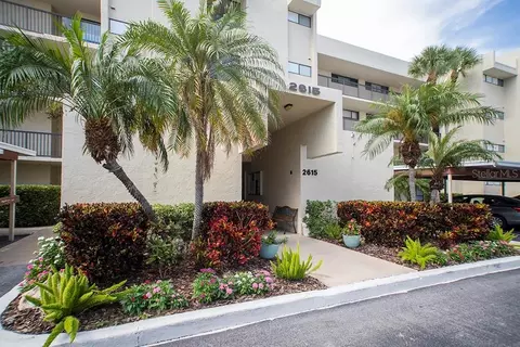 2615 Cove Cay Dr #107, Clearwater, FL 33760