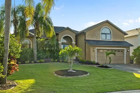 1111 Kingfish Pl, Apollo Beach, FL 33572