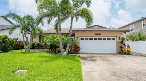 94 S Canal Dr, Palm Harbor, FL 34684