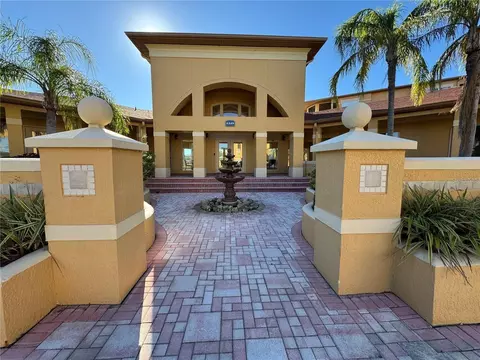 4312 Bayside Vlg #204, Tampa, FL 33615
