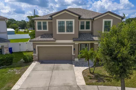 4802 Woods Landing Ln, Tampa, FL 33619