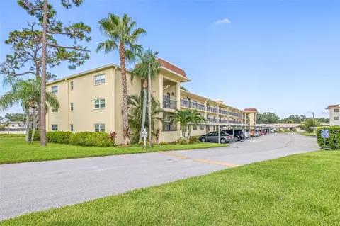 1450 Heather Ridge Blvd #305, Dunedin, FL 34698
