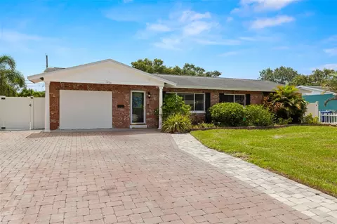 3264 57th St N, Saint Petersburg, FL 33710