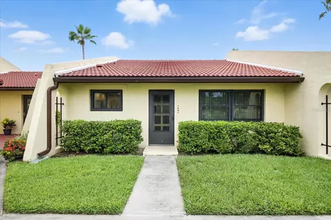 1487 56th St W, Bradenton, FL 34209