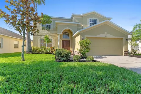 2238 Roanoke Springs Dr, Ruskin, FL 33570