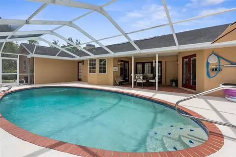 Exterior - 17131 Dalberg Dr, Spring Hill, FL 34610 photo 7 of 12