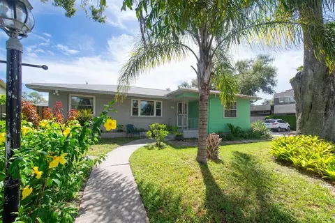 125 49th St N, Saint Petersburg, FL 33710