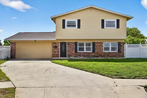 8403 Sandstone Ct, Tampa, FL 33615